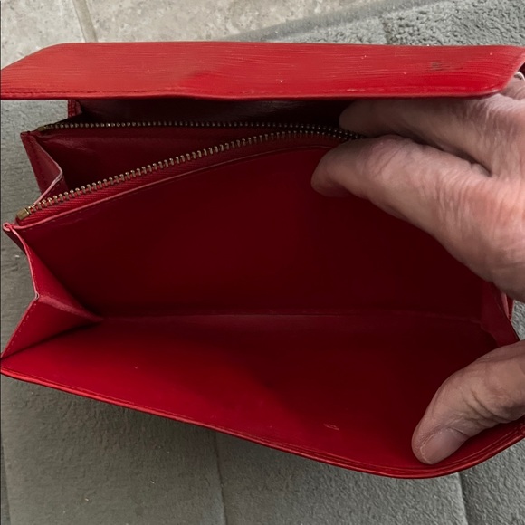 Louis Vuitton Scarlet Epi Leather Wallet with COA - Picture 5 of 9